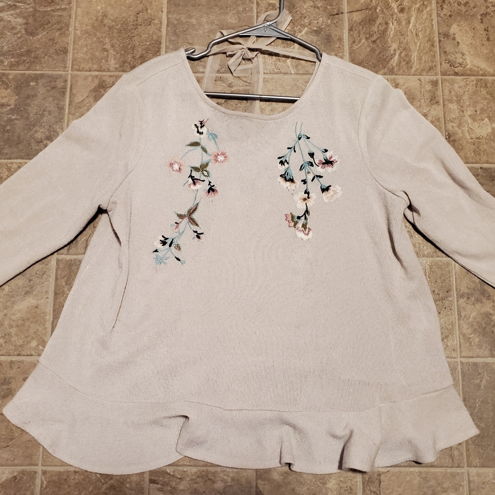 LC by Lauren Conrad beige 3/4 sleeve top size L!!